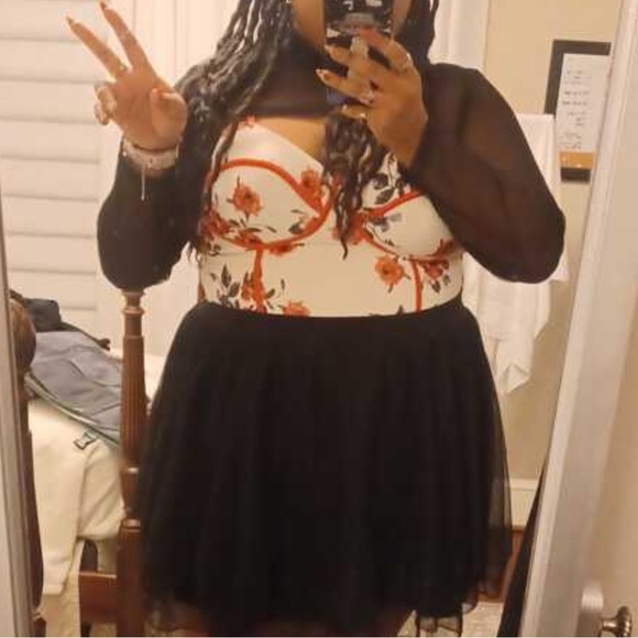 PLUS Mesh Crop 🖤 - Picture 4 of 4